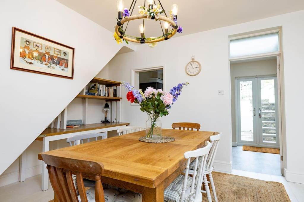 Pure B - Welcoming Bath City 3 Bed House Free Parking & Wifi 외부 사진