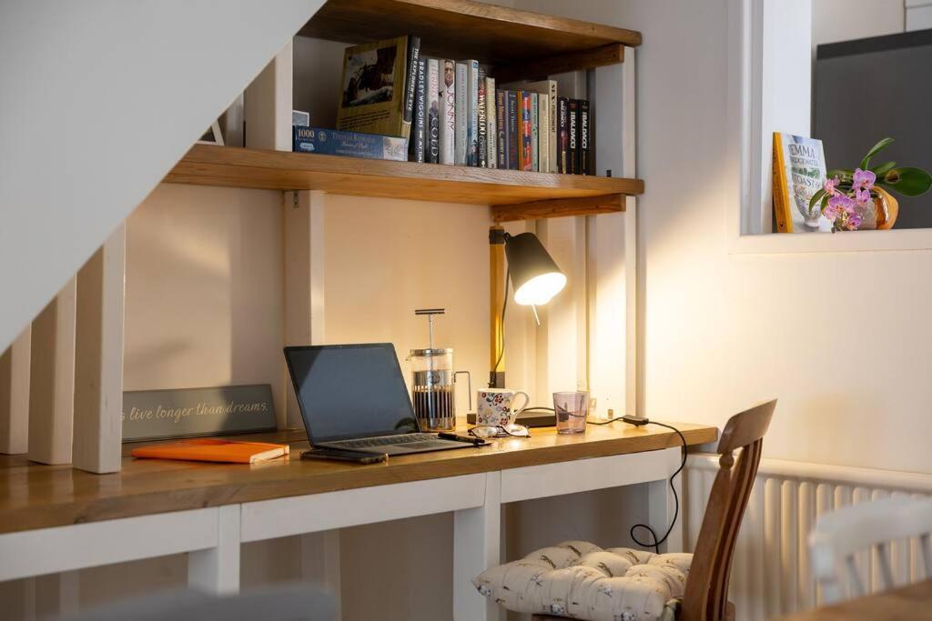 Pure B - Welcoming Bath City 3 Bed House Free Parking & Wifi 외부 사진